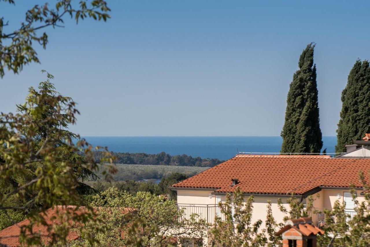 Apartment Bruneta 1 With Sea View Tar-Vabriga Εξωτερικό φωτογραφία