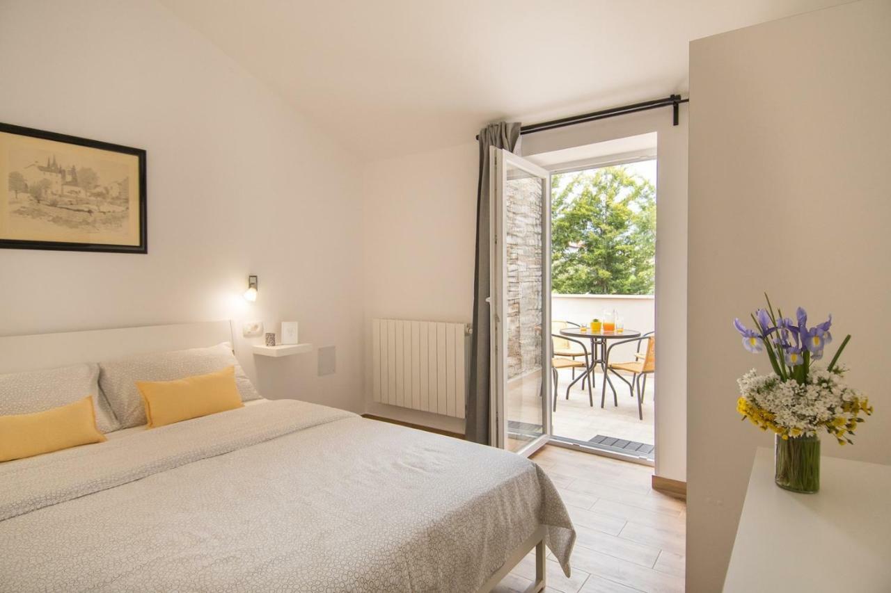 Apartment Bruneta 1 With Sea View Tar-Vabriga Εξωτερικό φωτογραφία